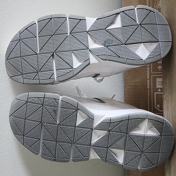 Under Armour Forge Sneaker Women's Size 6.5 - Picture 8 of 9